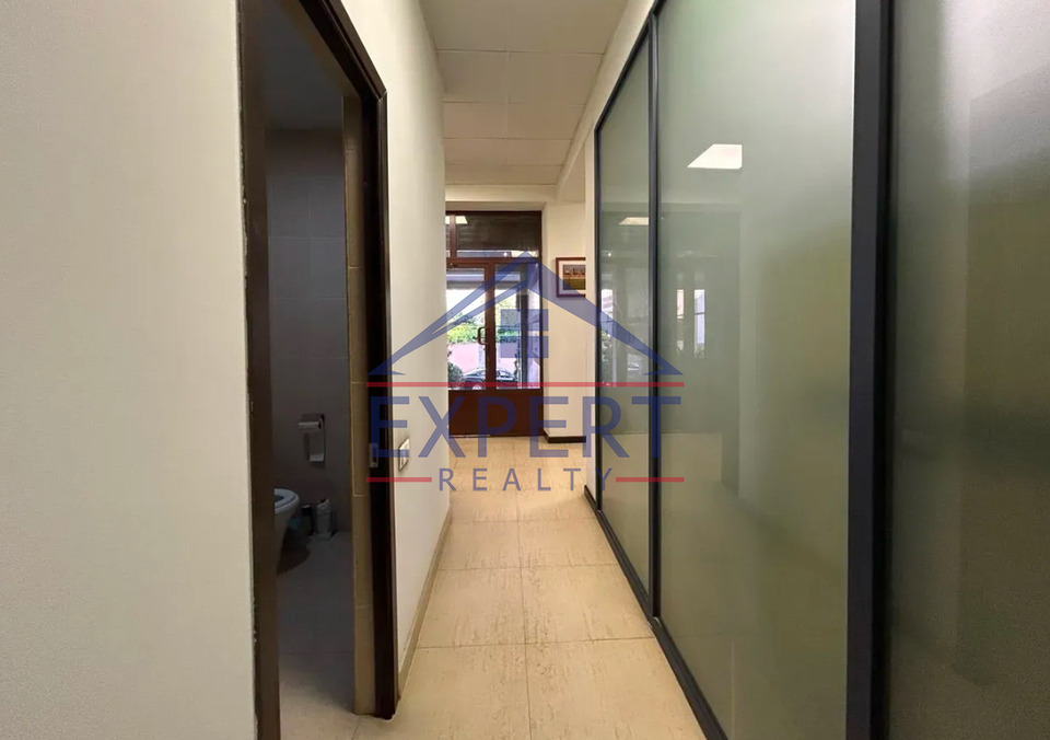 ԿԵՆՏՐՈՆ, ԵԿՄԱԼՅԱՆ ՓՈՂՈՑ