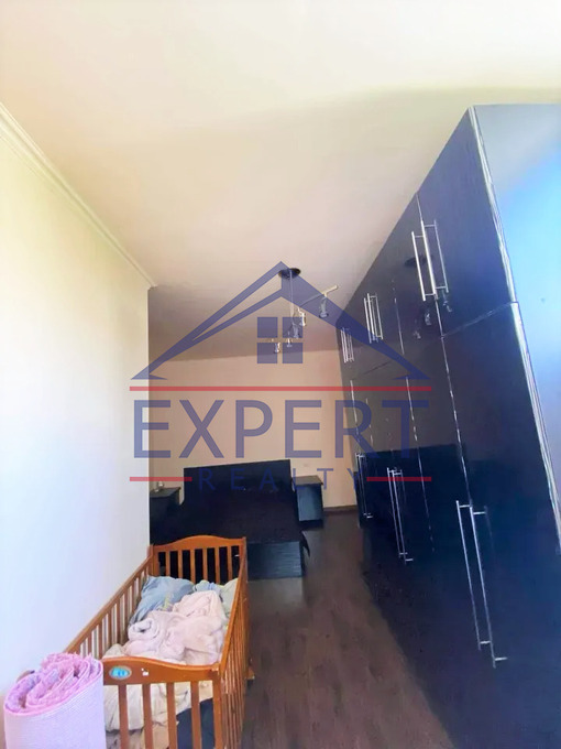 ԿԵՆՏՐՈՆ, ՌՈՍՏՈՄԻ ՓՈՂՈՑ, 4 ՍԵՆՅԱԿ