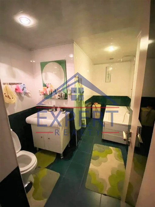 ԿԵՆՏՐՈՆ, ՌՈՍՏՈՄԻ ՓՈՂՈՑ, 4 ՍԵՆՅԱԿ