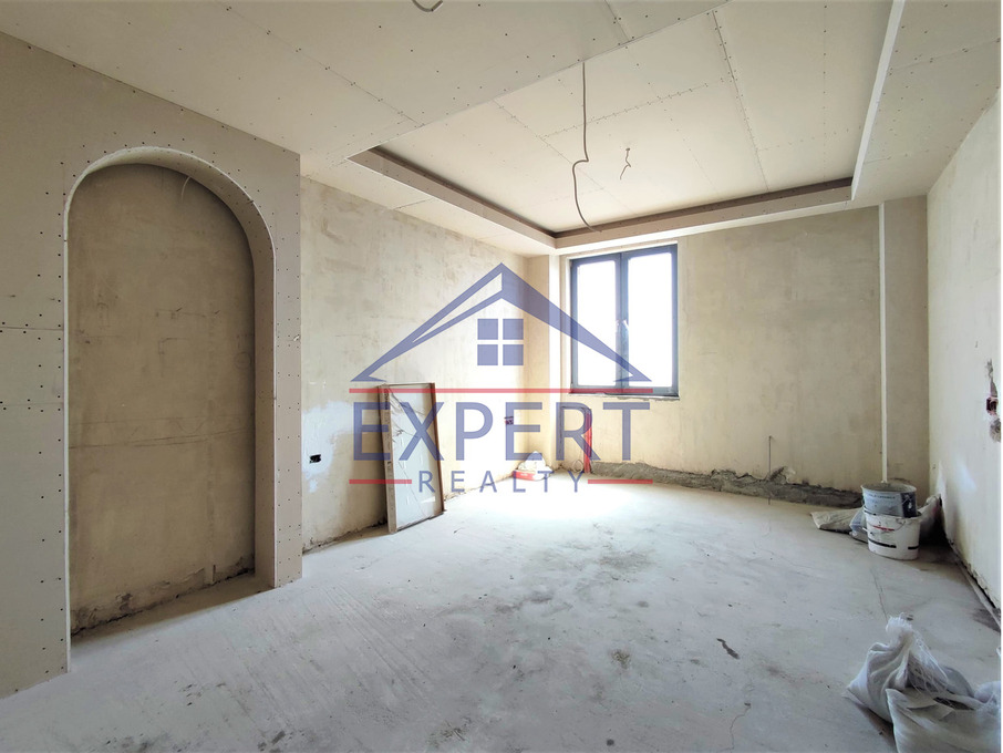 ԿԵՆՏՐՈՆ, ՍԱՅԱԹ-ՆՈՎԱ ՊՈՂՈՏԱ, 4 ՍԵՆՅԱԿ