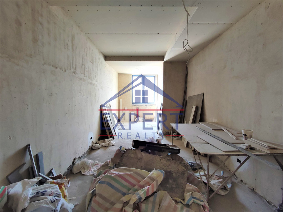 ԿԵՆՏՐՈՆ, ՍԱՅԱԹ-ՆՈՎԱ ՊՈՂՈՏԱ, 4 ՍԵՆՅԱԿ