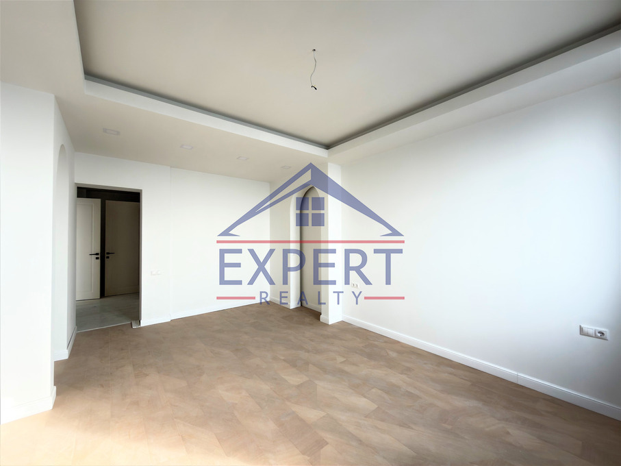 ԿԵՆՏՐՈՆ, ՍԱՅԱԹ-ՆՈՎԱ ՊՈՂՈՏԱ, 4 ՍԵՆՅԱԿ