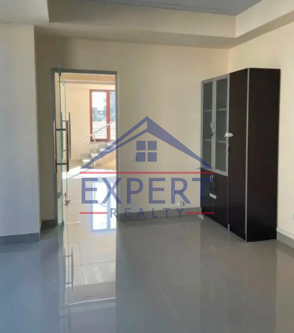 ԿԵՆՏՐՈՆ, ՄԱՇՏՈՑԻ ՊՈՂՈՏԱ 1350 քմ