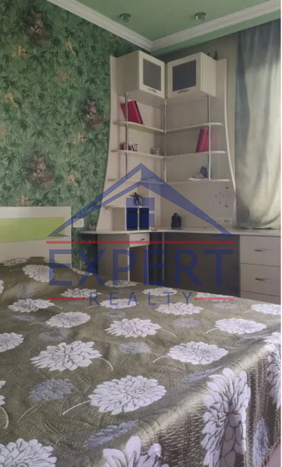ԱԶԱՏՈՒԹՅԱՆ ՊՈՂՈՏԱՅՈՒՄ , 4 ՍԵՆՅԱԿ