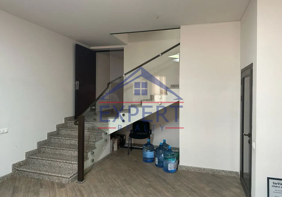 ԱՐԱԲԿԻՐ, ՀԱԿՈԲ ՀԱԿՈԲՅԱՆ 320 ՔՄ