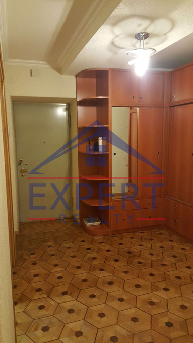 ԱՐԱԲԿԻՐ, ԱԶԱՏՈՒԹՅԱՆ ՊՈՂՈՏԱ, 3 ՍԵՆՅԱԿ