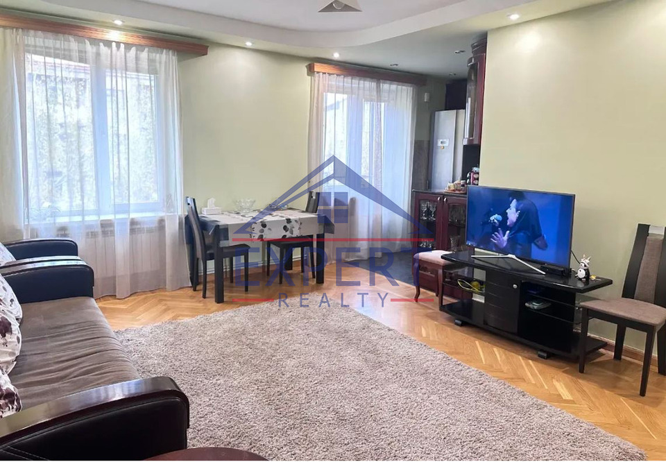 ԱՐԱԲԿԻՐ ԱՐԱՄ ԽԱՉԱՏՐՅԱՆ , 2 ՍԵՆՅԱԿ