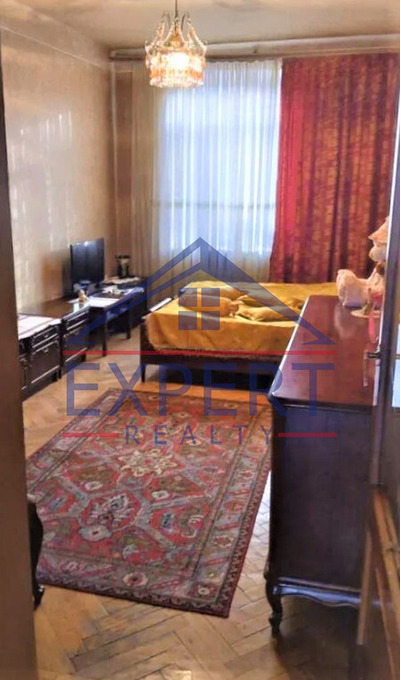 ԱՐԱԲԿԻՐ, ԳՅՈՒԼԲԵՆԿՅԱՆ ՓՈՂՈՑ,  2 ՍԵՆՅԱԿ