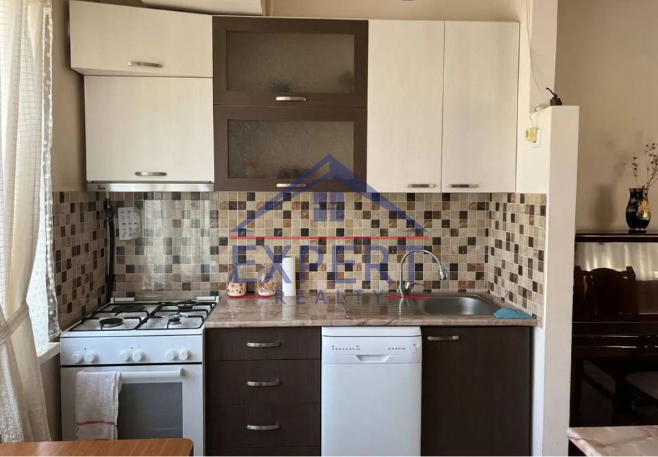 ԴԱՎԹԱՇԵՆ, ԱՆԱՍՏԱՍ ՄԻԿՈՅԱՆ , 3 ՍԵՆՅԱԿ