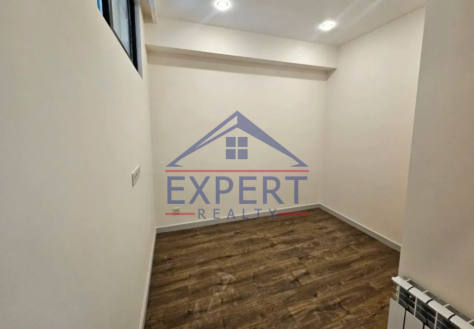 ԱՐԱԲԿԻՐ, ԿՈՄԻՏԱՍԻ ՊՈՂՈՏԱ, 3 ՍԵՆՅԱԿ