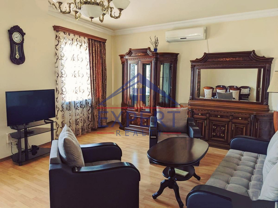 ԿԵՆՏՐՈՆ, ՍԱՐՄԵՆԻ ՓՈՂՈՑ, 5 ՍԵՆՅԱԿ