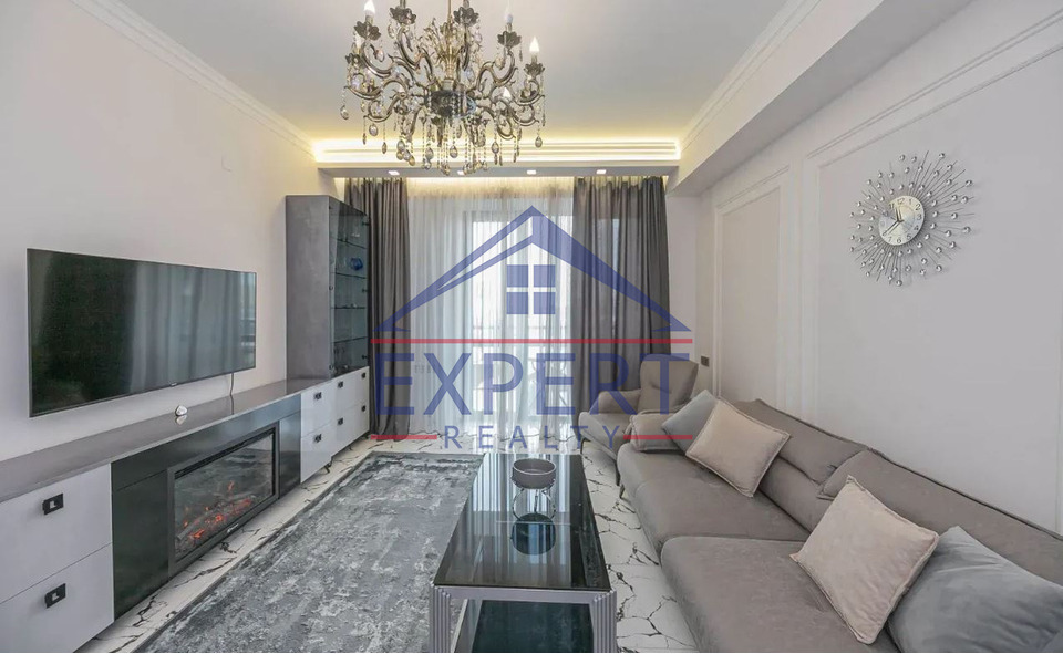 ԿԵՆՏՐՈՆ, ՌՈՍՏՈՄԻ ՓՈՂՈՑ, 3 ՍԵՆՅԱԿ