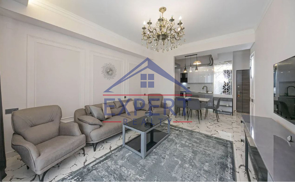 ԿԵՆՏՐՈՆ, ՌՈՍՏՈՄԻ ՓՈՂՈՑ, 3 ՍԵՆՅԱԿ