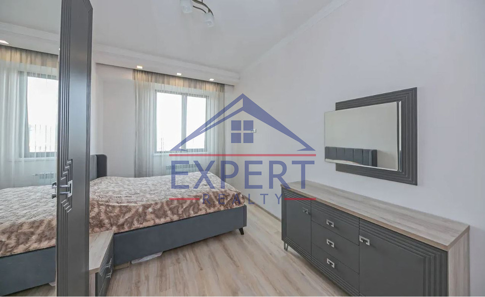 ԿԵՆՏՐՈՆ, ՌՈՍՏՈՄԻ ՓՈՂՈՑ, 3 ՍԵՆՅԱԿ