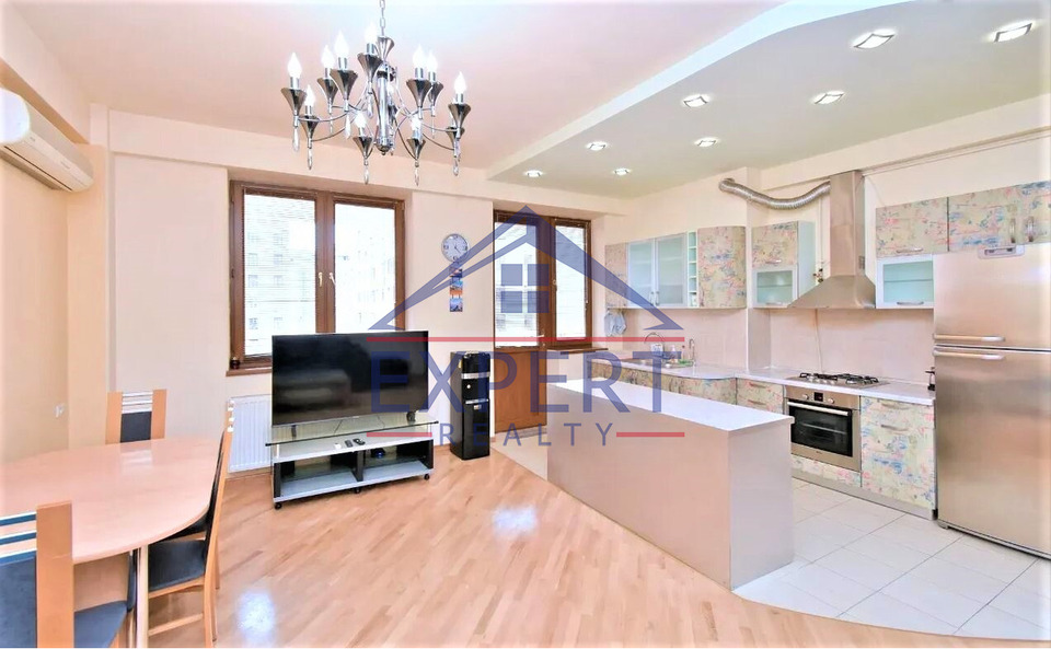 ԿԵՆՏՐՈՆ, ԵԿՄԱԼՅԱՆ ՓՈՂՈՑ, 4 ՍԵՆՅԱԿ