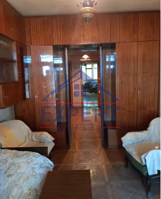 ԿԵՆՏՐՈՆ, ԲԱՂՐԱՄՅԱՆ ՊՈՂՈՏԱ , 4 ՍԵՆՅԱԿ