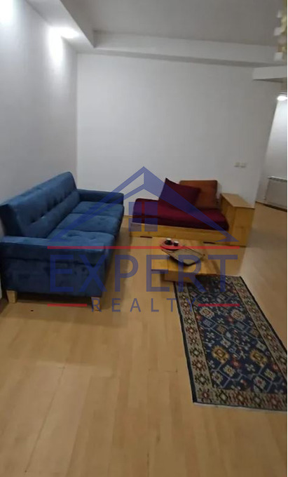 ԿԵՆՏՐՈՆ, ԱՐԱՄԻ ՓՈՂՈՑ, 3 ՍԵՆՅԱԿ