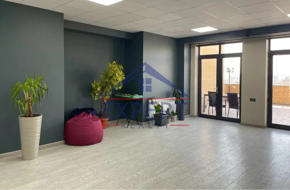 ԿԵՆՏՐՈՆ, ՎԱՐԴԱՆԱՆՑ ՓՈՂՈՑ, 205ՔՄ