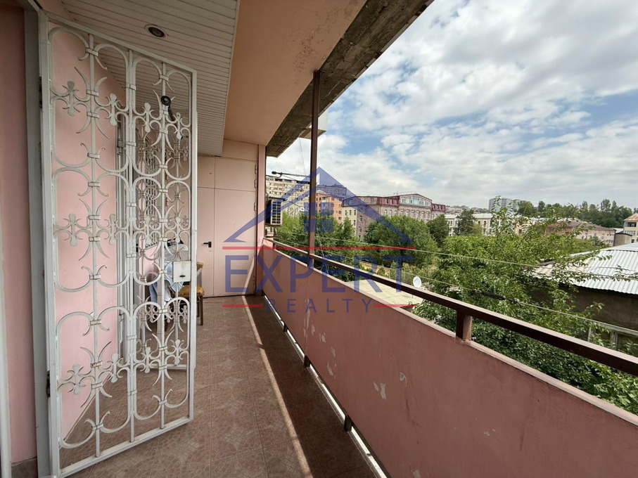 ԱՐԱԲԿԻՐ, ԱԶԱՏՈՒԹՅԱՆ ՊՈՂՈՏԱ, 3 ՍԵՆՅԱԿ