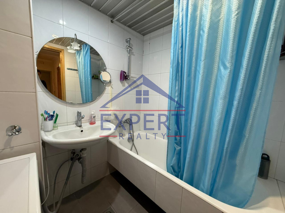 ԱՐԱԲԿԻՐ, ԱԶԱՏՈՒԹՅԱՆ ՊՈՂՈՏԱ, 3 ՍԵՆՅԱԿ