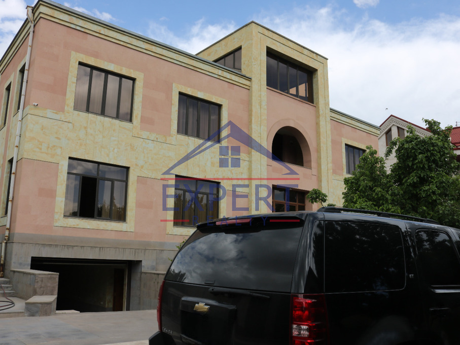 ՔԱՆԱՔԵՌ ԶԵՅԹՈՒՆ, ԲԱԲԱՅԱՆ ՓՈՂՈՑ, 8+ ՍԵՆՅԱԿ