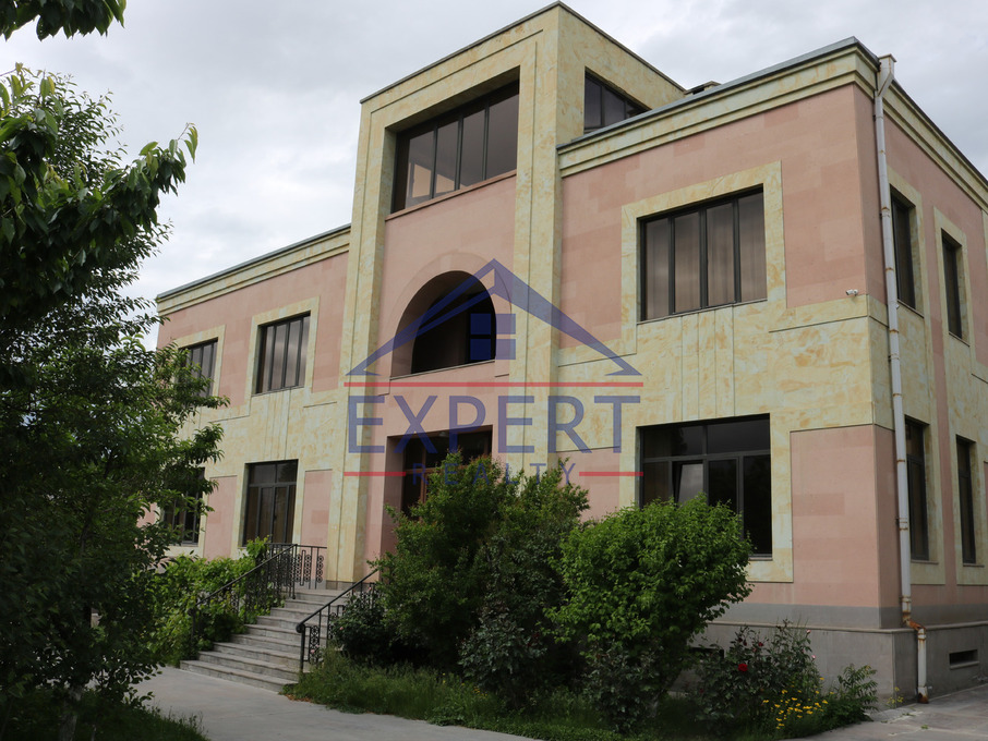 ՔԱՆԱՔԵՌ ԶԵՅԹՈՒՆ, ԲԱԲԱՅԱՆ ՓՈՂՈՑ, 8+ ՍԵՆՅԱԿ