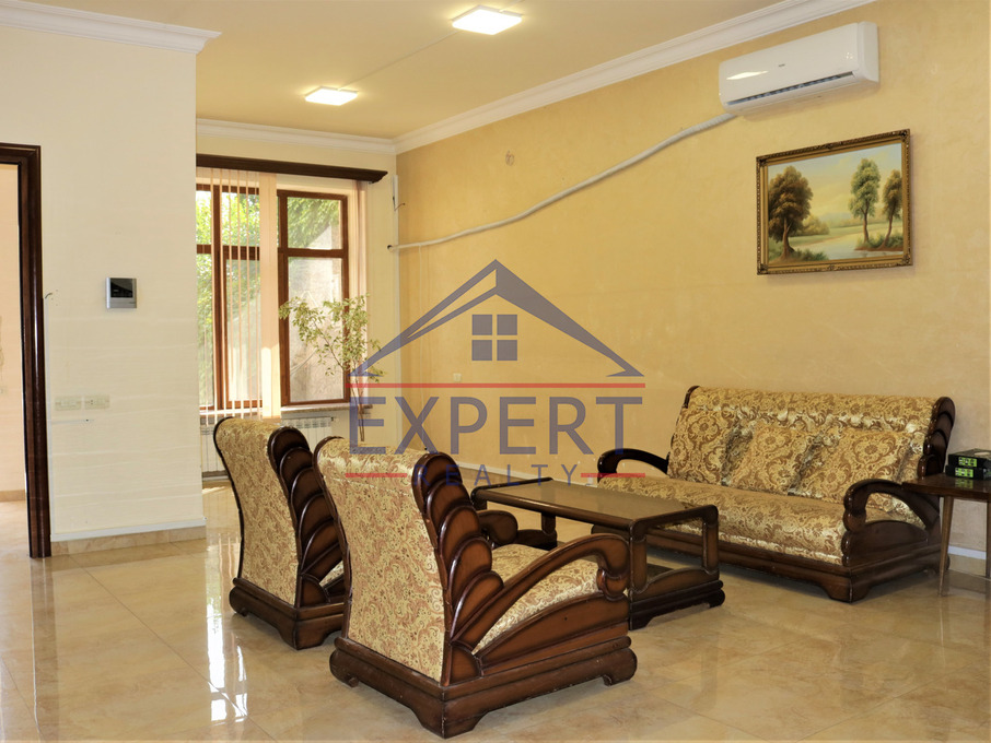 ՔԱՆԱՔԵՌ-ԶԵՅԹՈՒՆ, ԲԱԲԱՅԱՆ ՓՈՂՈՑ, 7 ՍԵՆՅԱԿ