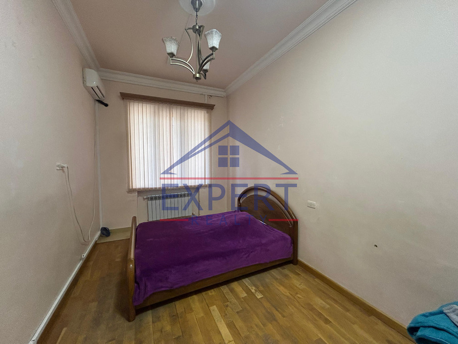 ՔԱՆԱՔԵՌ-ԶԵՅԹՈՒՆ, ԲԱԲԱՅԱՆ ՓՈՂՈՑ, 7 ՍԵՆՅԱԿ