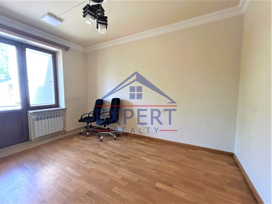 ՔԱՆԱՔԵՌ-ԶԵՅԹՈՒՆ, ԲԱԲԱՅԱՆ ՓՈՂՈՑ, 7 ՍԵՆՅԱԿ