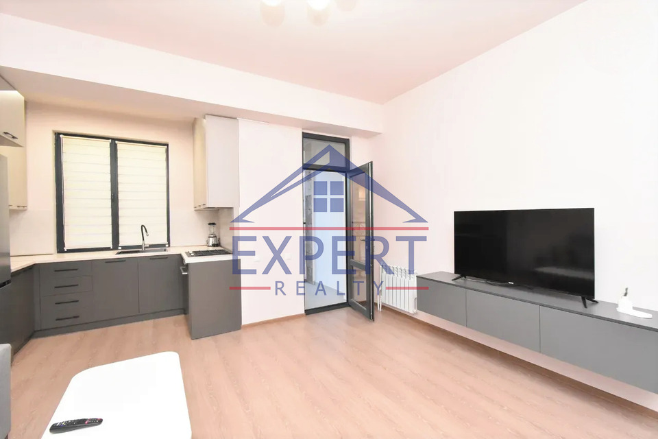 ԱՐԱԲԿԻՐ, ԱԴՈՆՑԻ ՓՈՂՈՑ, 2 ՍԵՆՅԱԿ