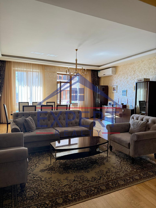 ԿԵՆՏՐՈՆ, ՄԱՇՏՈՑԻ ՊՈՂՈՏԱ, 4 ՍԵՆՅԱԿ