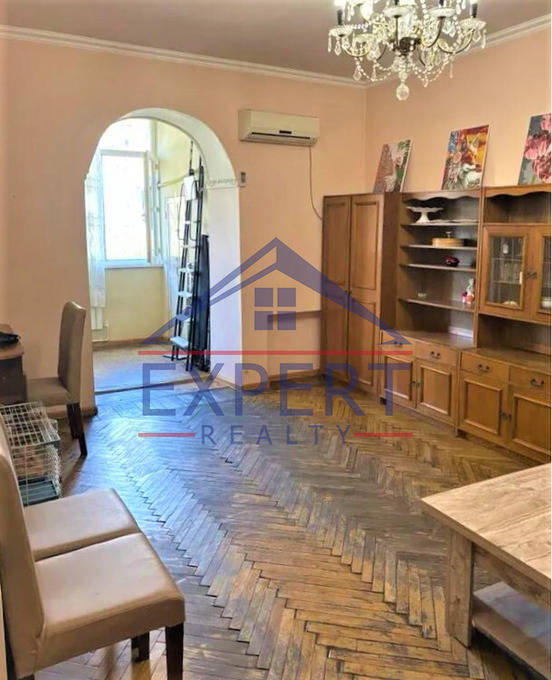 ԱՐԱԲԿԻՐ, ԿՈՄԻՏԱՍԻ ՊՈՂՈՏԱ, 2 ՍԵՆՅԱԿ