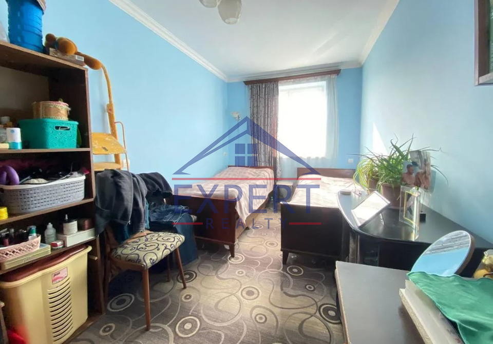 ՔԱՆԱՔԵՌ ԶԵՅԹՈՒՆ,  ՌԱՅՆԻՍԻ ՓՈՂՈՑ  3 ՍԵՆՅԱԿ
