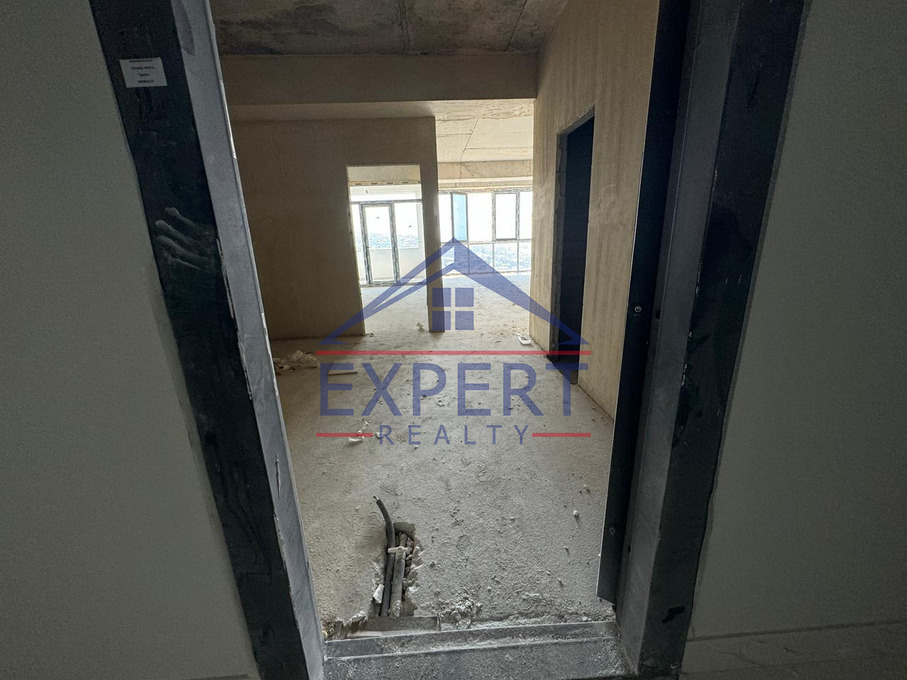 ՔԱՆԱՔԵՌ-ԶԵՅԹՈՒՆ, ԳՈԳՈԼ ՊԼԱԶԱ, 2 ՍԵՆՅԱԿ