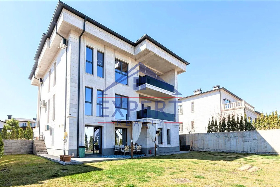 ՎԱՀԱԳՆԻ ԹԱՂԱՄԱՍ, 3 ՀԱՐԿ, 6 ՍԵՆՅԱԿ