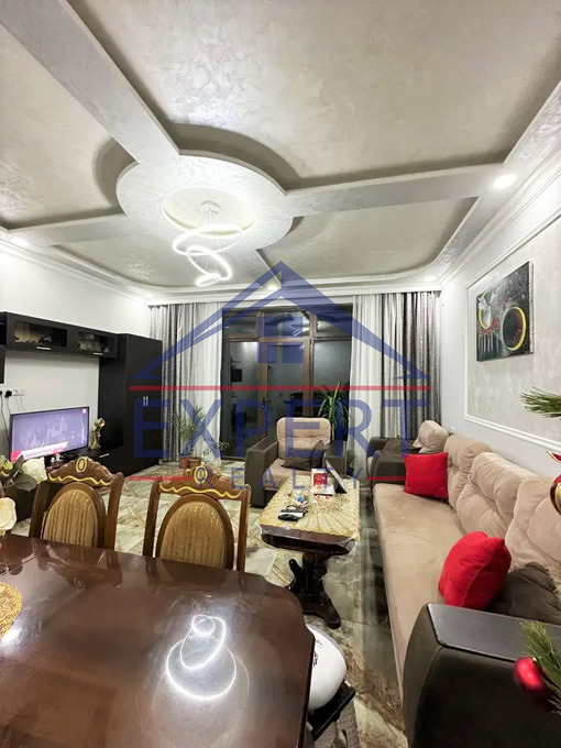 ԱՋԱՓՆՅԱԿ, ԼՈՒԿԱՇԻՆԻ ՓՈՂՈՑ, 5 ՍԵՆՅԱԿ