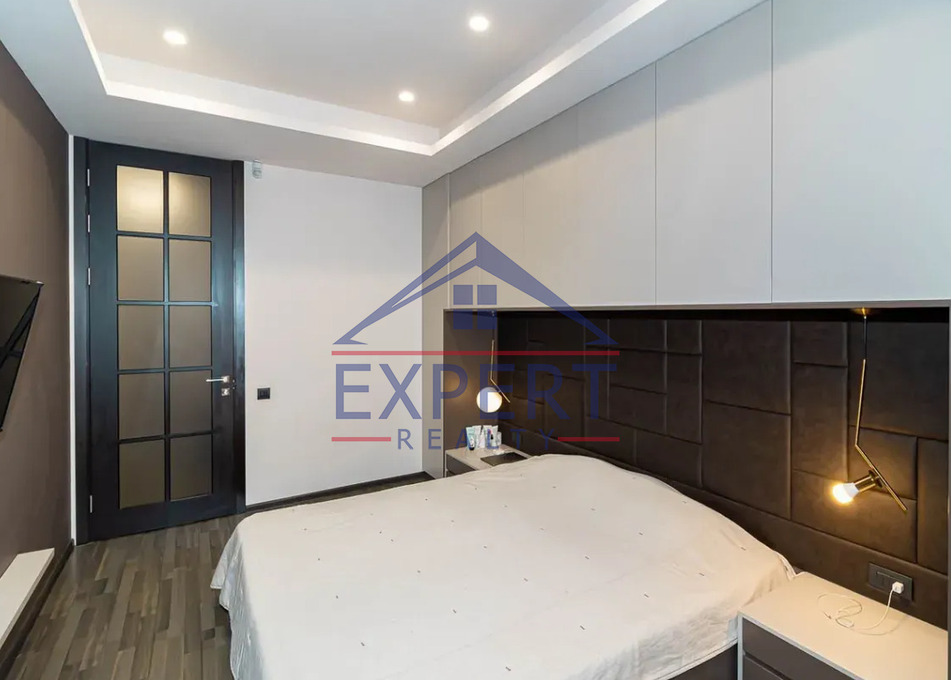 ԱՐԱԲԿԻՐ, ԱԴՈՆՑԻ ՓՈՂՈՑ, 3 ՍԵՆՅԱԿ