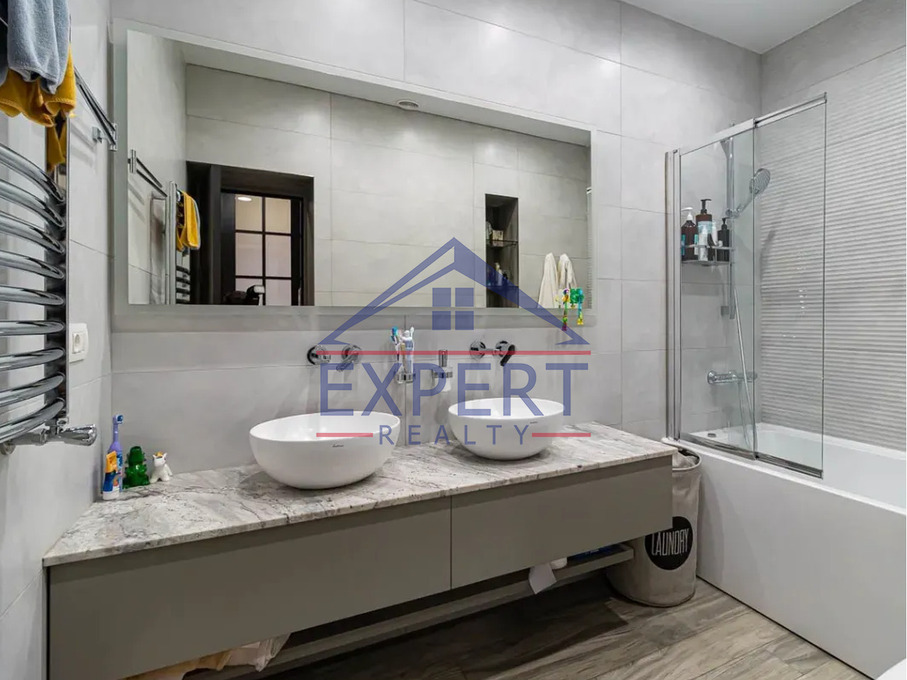 ԱՐԱԲԿԻՐ, ԱԴՈՆՑԻ ՓՈՂՈՑ, 3 ՍԵՆՅԱԿ