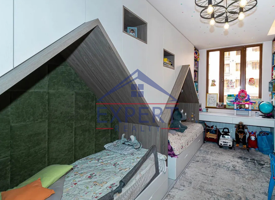 ԱՐԱԲԿԻՐ, ԱԴՈՆՑԻ ՓՈՂՈՑ, 3 ՍԵՆՅԱԿ