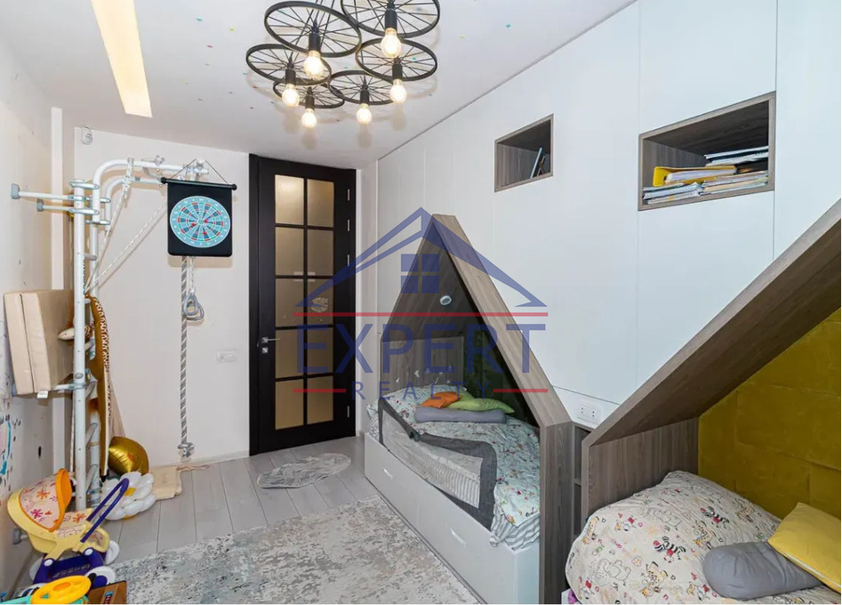 ԱՐԱԲԿԻՐ, ԱԴՈՆՑԻ ՓՈՂՈՑ, 3 ՍԵՆՅԱԿ