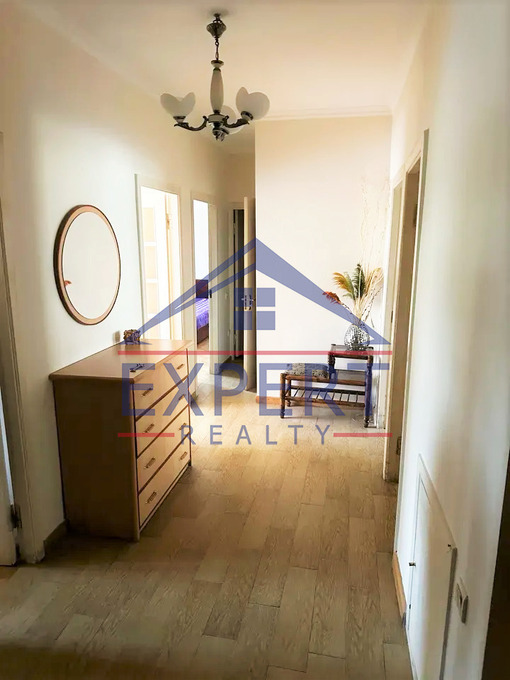 ԿԵՆՏՐՈՆ, ԵՐՎԱՆԴ ՔՈՉԱՐԻ ՓՈՂՈՑ, 4 ՍԵՆՅԱԿ