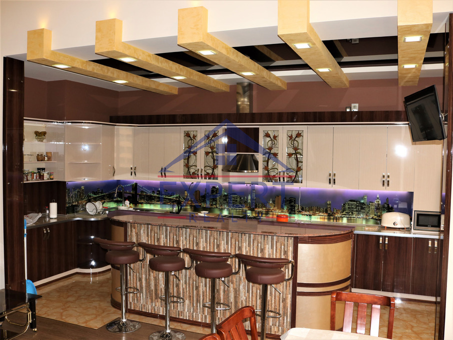 ԿԵՆՏՐՈՆ, ԶԱՔՅԱՆ ՓՈՂՈՑ, 5 ՍԵՆՅԱԿ