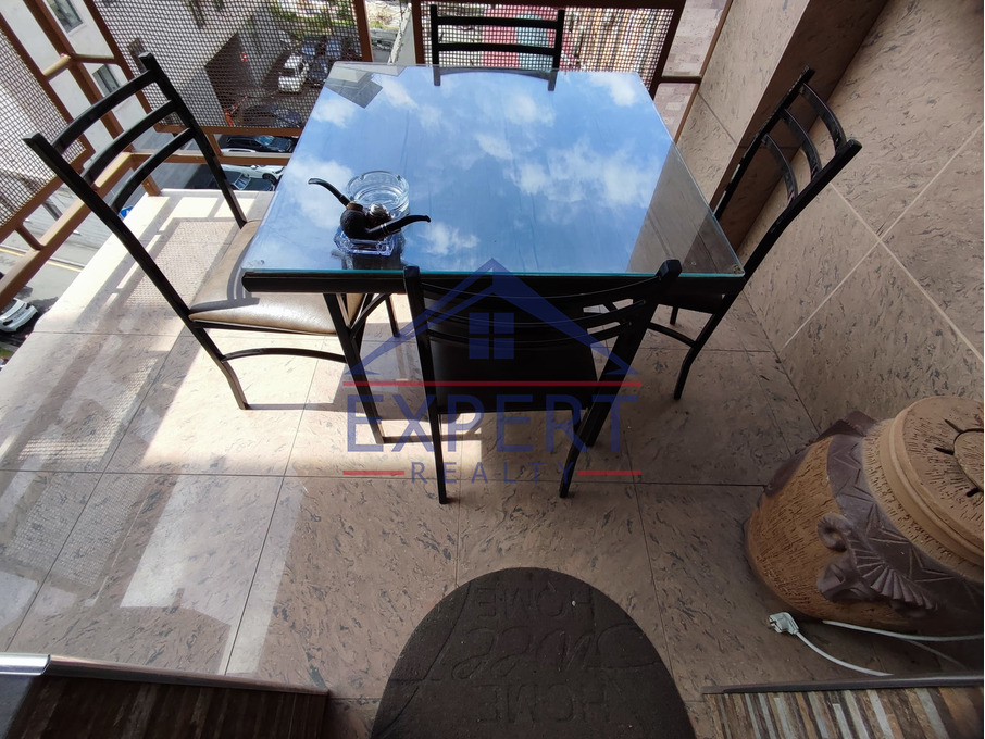 ԿԵՆՏՐՈՆ, ԶԱՔՅԱՆ ՓՈՂՈՑ, 5 ՍԵՆՅԱԿ