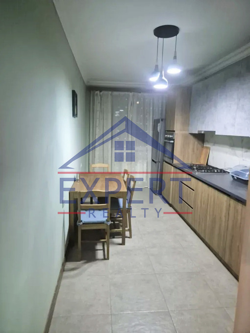 ԱՐԱԲԿԻՐ, ԳՅՈՒԼԲԵՆԿՅԱՆ ՓՈՂՈՑ, 3 ՍԵՆՅԱԿ