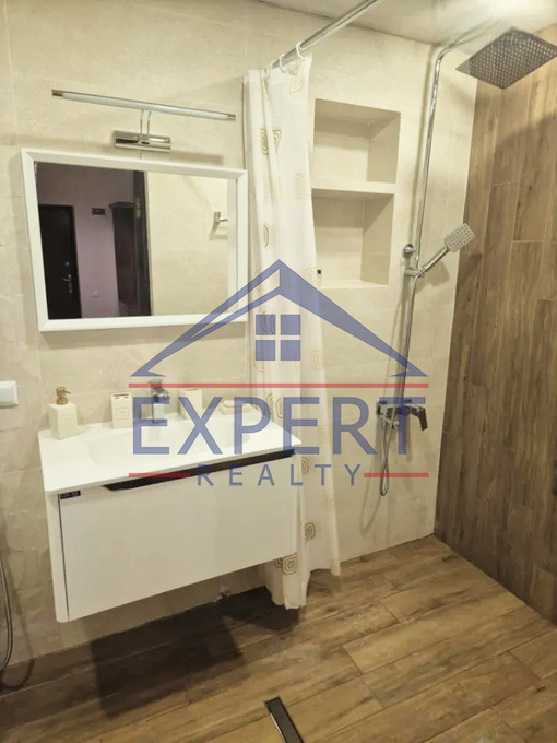 ԱՐԱԲԿԻՐ, ԳՅՈՒԼԲԵՆԿՅԱՆ ՓՈՂՈՑ, 3 ՍԵՆՅԱԿ