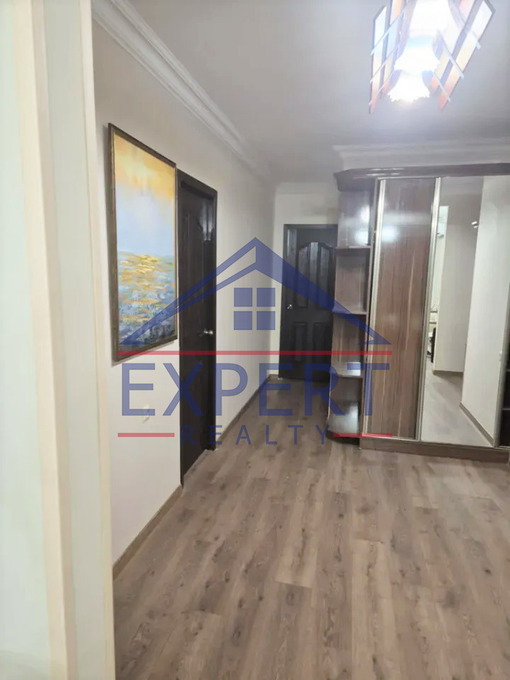 ԱՐԱԲԿԻՐ, ԳՅՈՒԼԲԵՆԿՅԱՆ ՓՈՂՈՑ, 3 ՍԵՆՅԱԿ