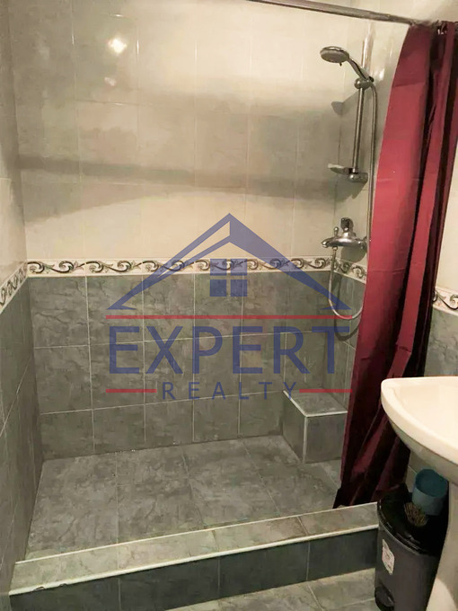 ԱՐԱԲԿԻՐ, ԿՈՄԻՏԱՍԻ ՊՈՂՈՏԱ, 3 ՍԵՆՅԱԿ