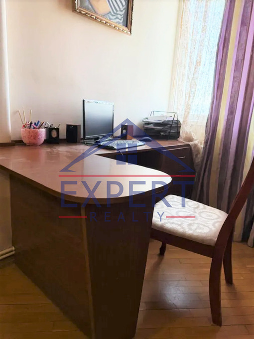 ԱՐԱԲԿԻՐ, ԱՎԵՏ ԱՎԵՏԻՍՅԱՆ ՓՈՂՈՑ, 3 ՍԵՆՅԱԿ