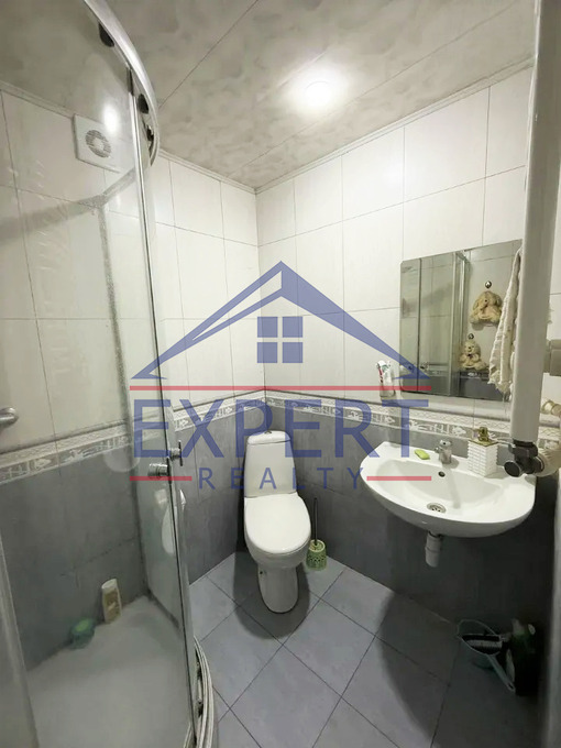 ԱՐԱԲԿԻՐ, ԱՎԵՏ ԱՎԵՏԻՍՅԱՆ ՓՈՂՈՑ, 3 ՍԵՆՅԱԿ