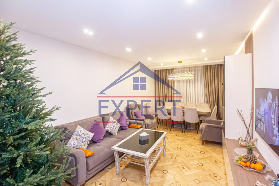 ԱՐԱԲԿԻՐ, ՎԻԿՏՈՐ ՀԱՄԲԱՐՁՈՒՄՅԱՆ, 3 ՍԵՆՅԱԿ